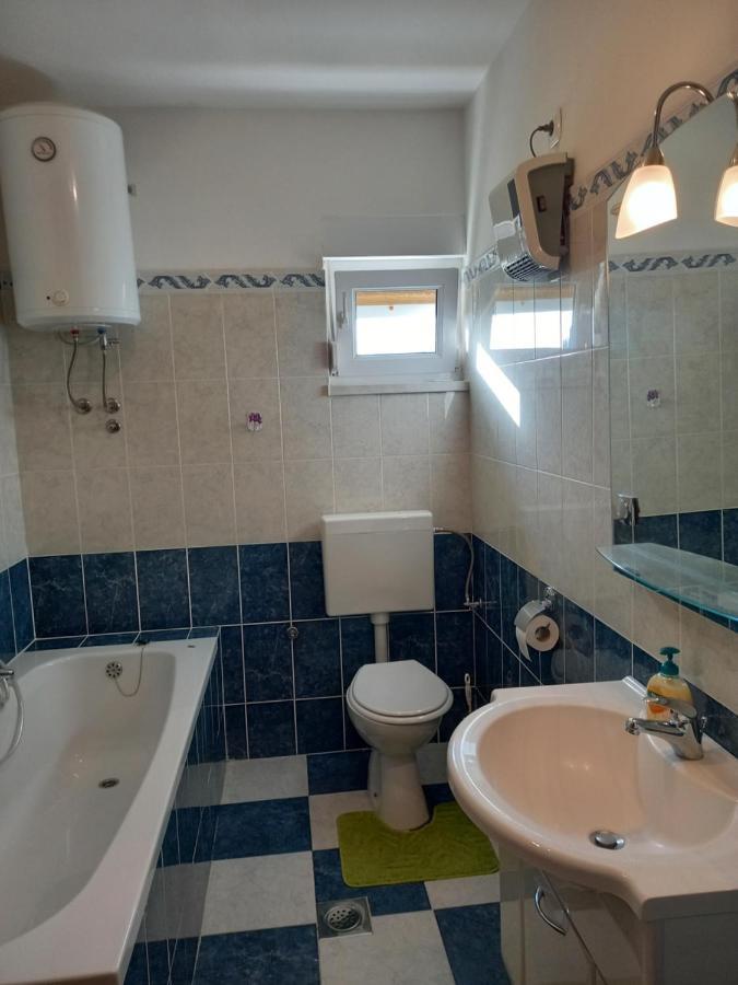 Cabană Dubis House *